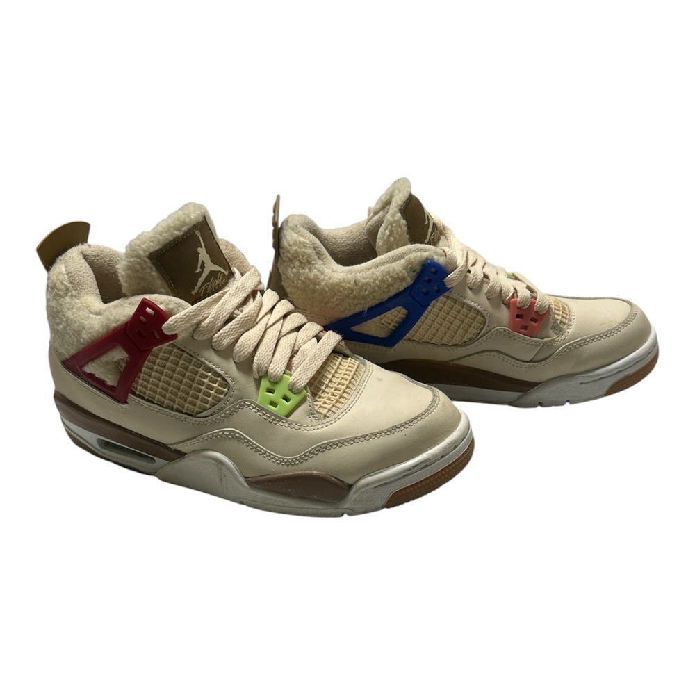 Air Jordan 4  Retro Size 5.5 Y